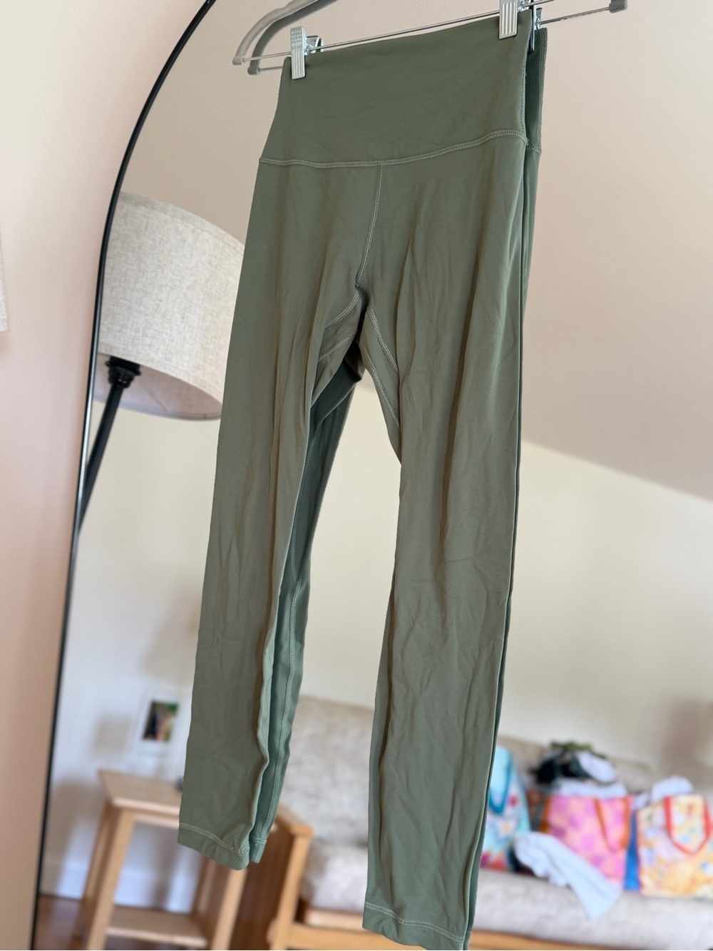 Lululemon green align legging - Picture 2 of 5